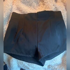 H&M dress shorts